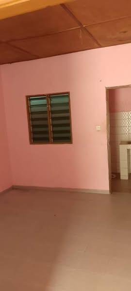 Appartement Vaste Avec Compteur