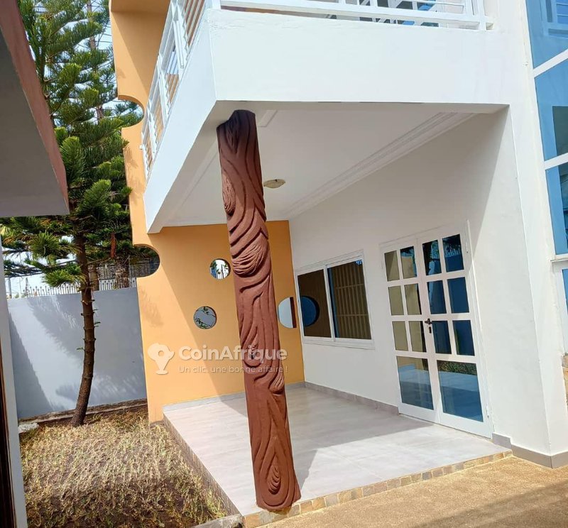 Vente villa duplex meublée