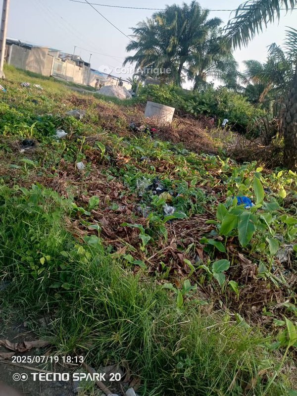 Terrain de 410 m²
