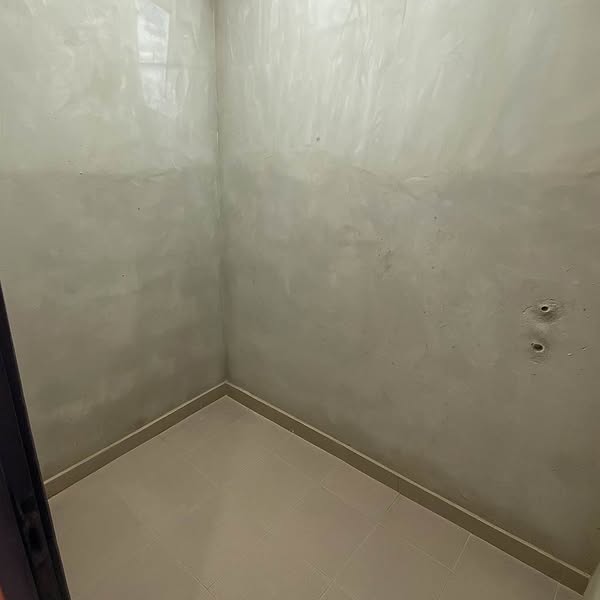 Boutique Sanitaire Avec Terrasse à Louer