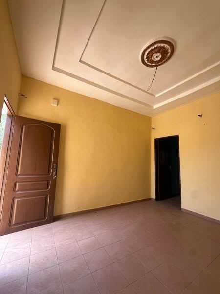 Maison Récente Avec Chambre Et Salon