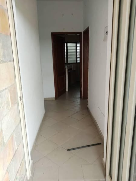 Maison Spacieuse Avec Balcon Et Accès Véhicule