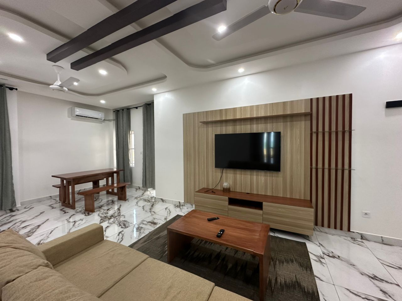 Appartement meublé 2 CHS avec vue sur mer à louer