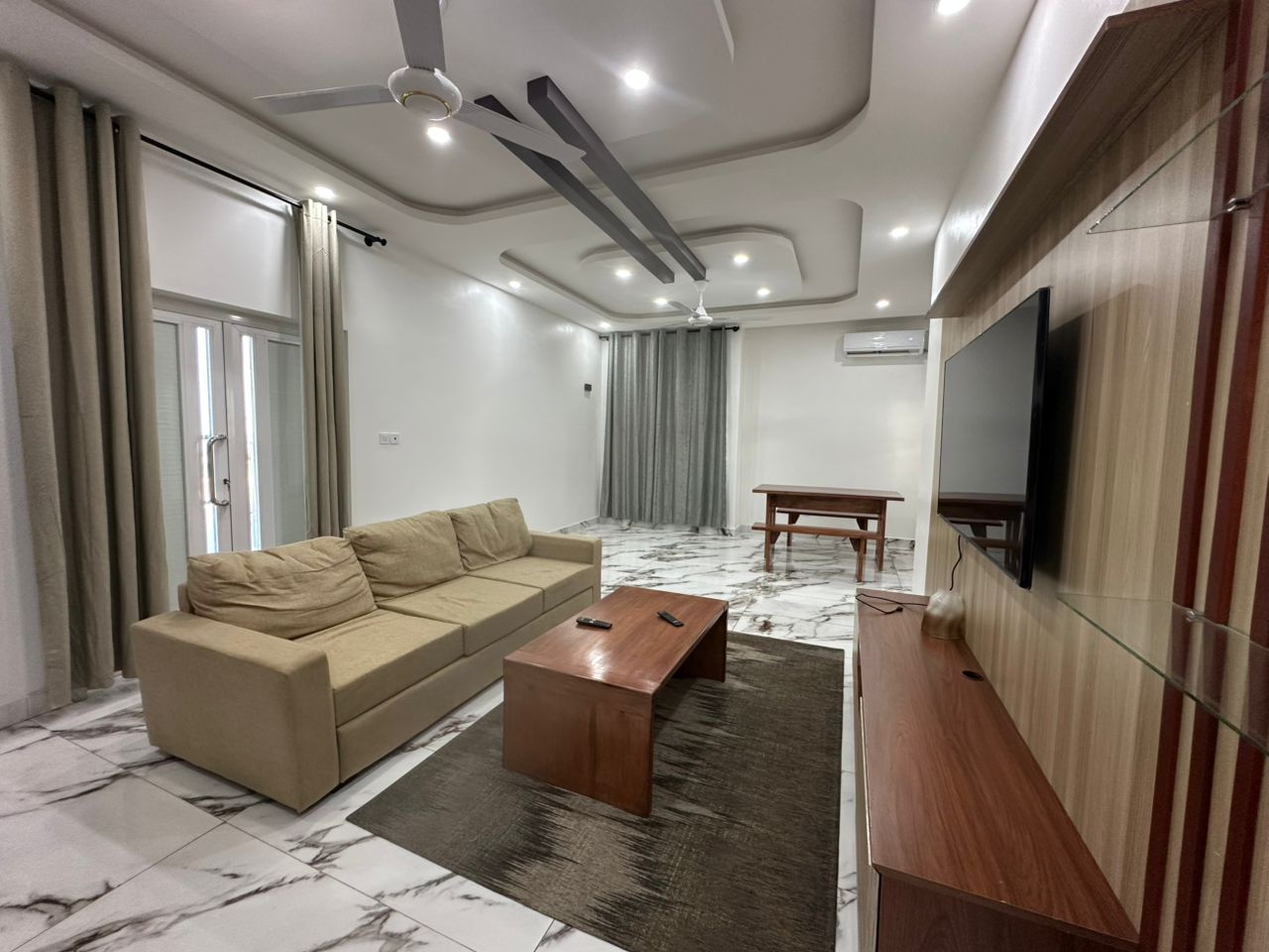 Appartement meublé 2 CHS avec vue sur mer à louer