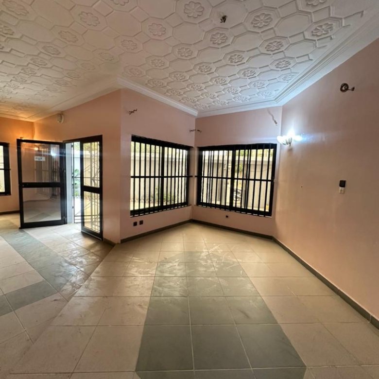 Villa duplex de 11 chambres à louer