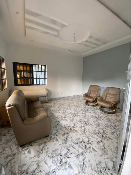 Appartement Confortable avec Terrasse et Garage
