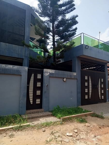 Belle Villa R+1 Haut Standing