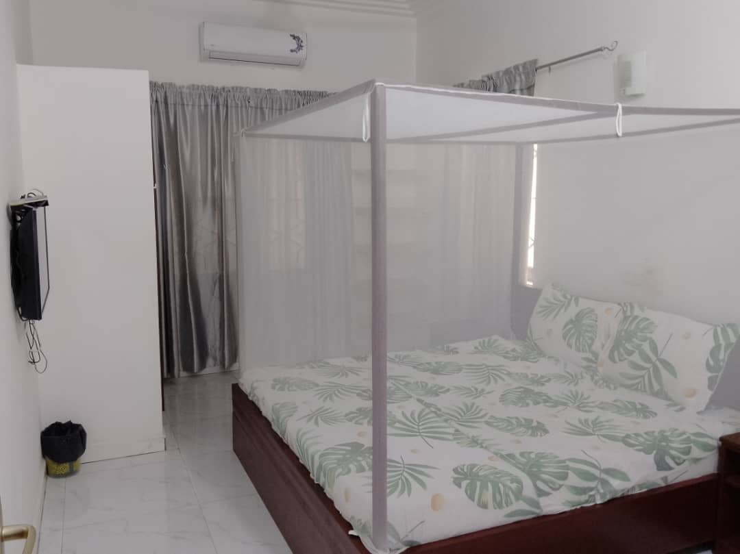 Appartement meublé de 2 chambres salon avec entrée personnelle à louer