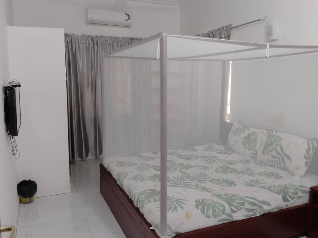 Appartement meublé de 2 chambres salon avec entrée personnelle à louer
