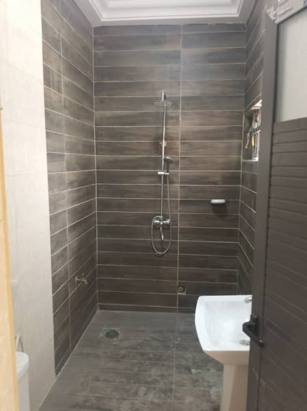 Appartement Meublé 3 Chambres à Louer