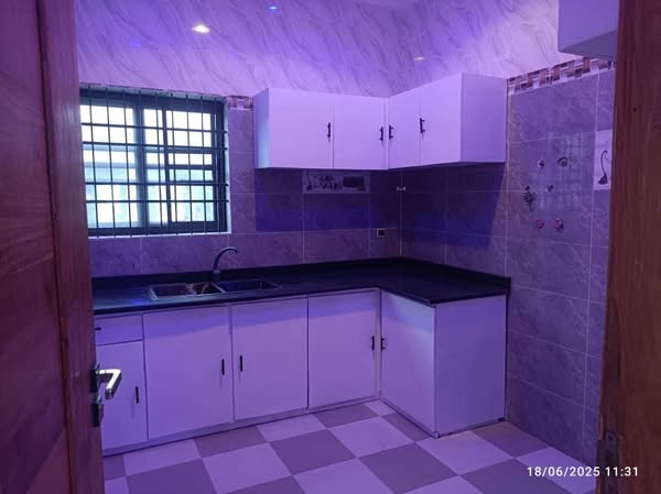 Salon Climatisé 3 Chambres 100 m²