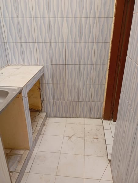 Chambre Salon Sanitaire Disponible Immédiatement