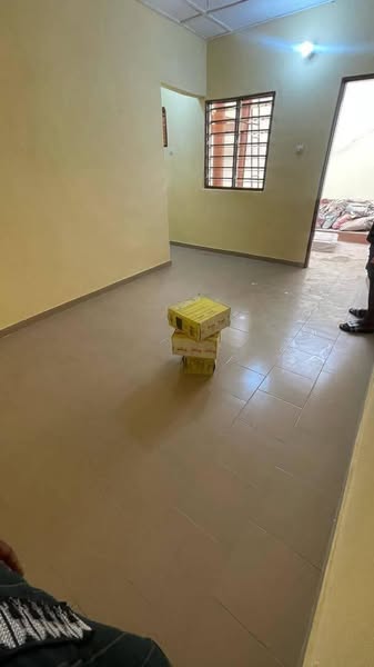 Nouvelle Construction : Chambre, Salon, Sanitaire