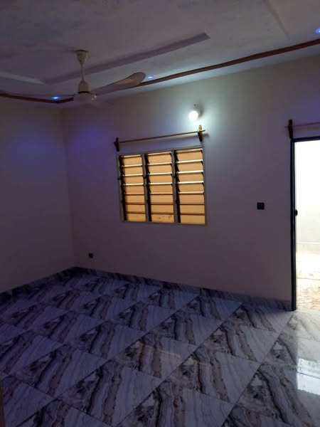 Appartement Meublé avec Salon et Sanitaire