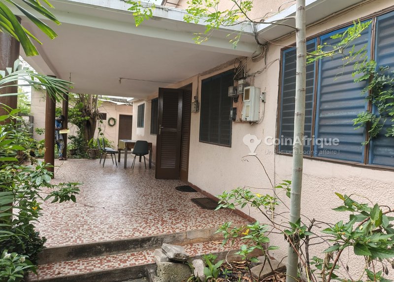 Vente villa TF 498 m²