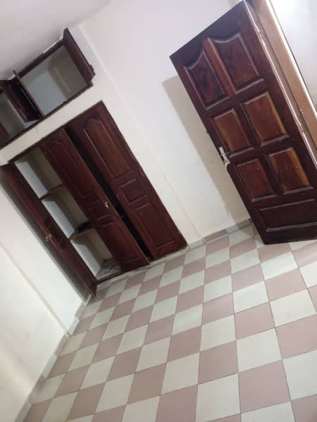 Appartement 3 Chambres Salon Sanitaire Dallé