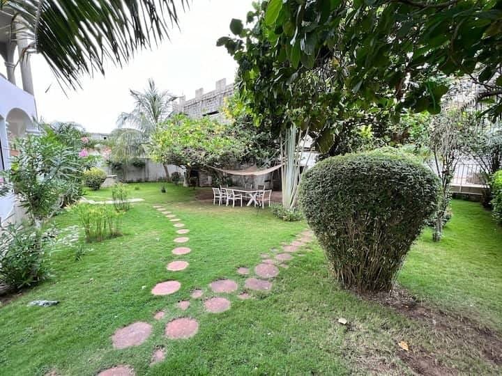 Villa meublée 3 chambres avec piscine et jardin à louer