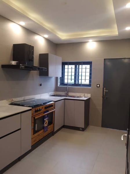 Villa Duplex R+2, 6 Chambres, Salon