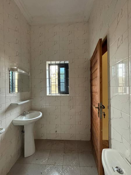 Maison 3 Chambres Salon Sanitaire Nouvelle Construction