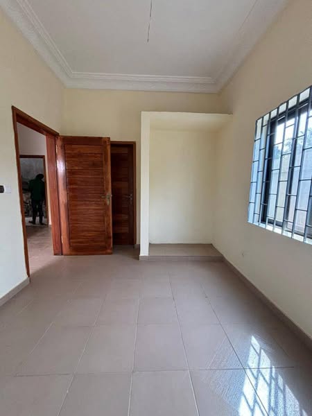 Maison 3 Chambres Salon Sanitaire Nouvelle Construction