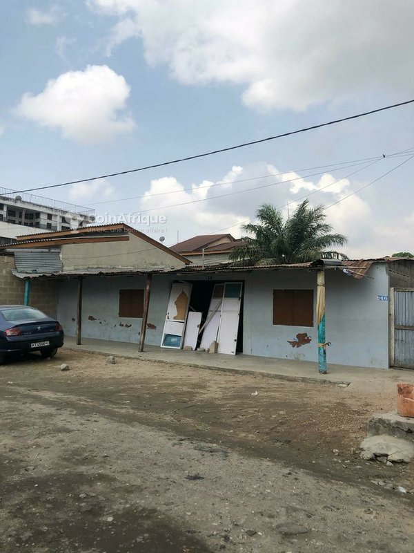 Terrain 350 m²