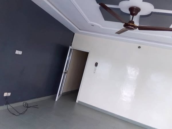 Appartement 3 Pièces Avec Balcon