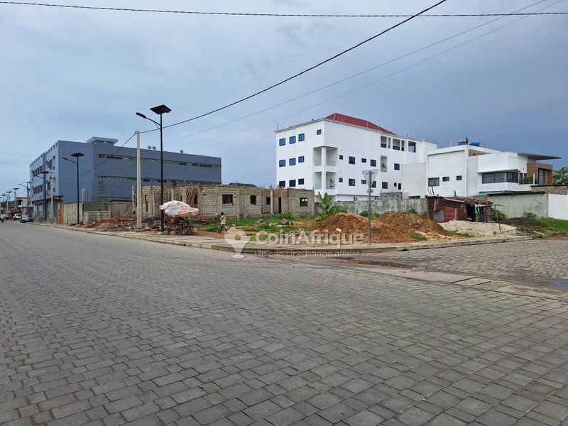 Parcelle 413 m²