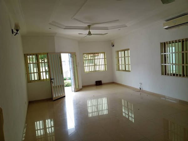 Villa Duplex Ultra Moderne Avec 4 Chambres