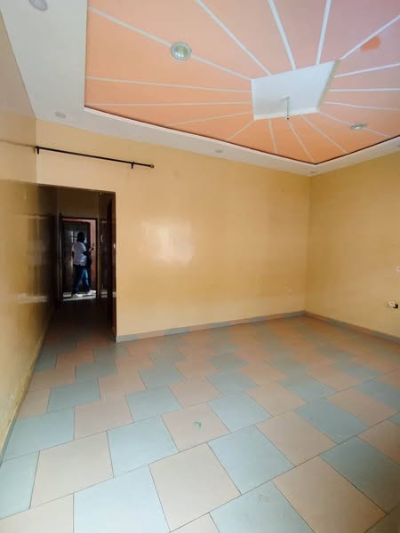 Chambre Salon Sanitaire