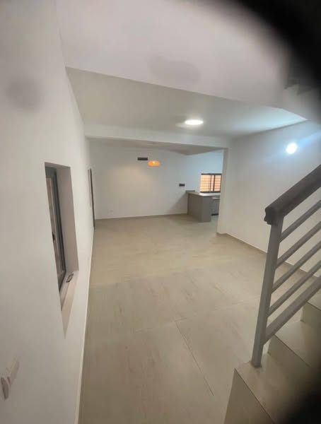 Pavillon Duplex Avec Titre Foncier