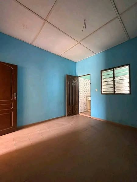 Chambre Salon Sanitaire Staffée Très Propre