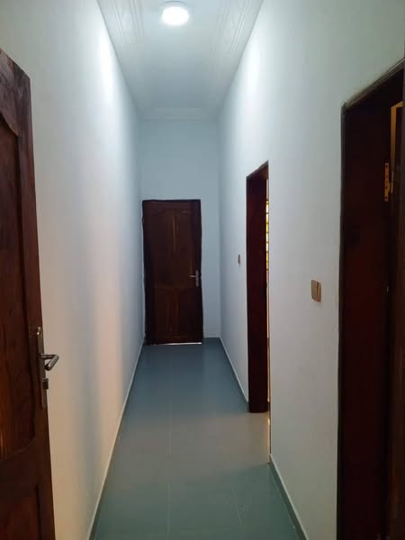 Appartement récent avec 1 chambre et grande arrière cour