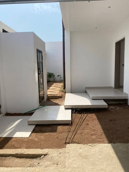 Villa de Luxe de 4 Chambres Salon avec Piscine