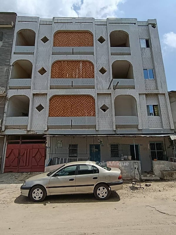 Vente immeuble locatif R+3