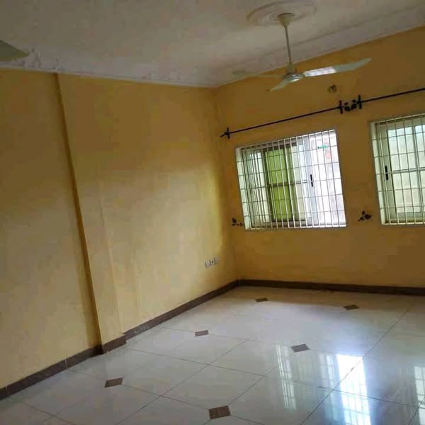 Maison 2 Chambres Salon Au Rez-de-Chaussée