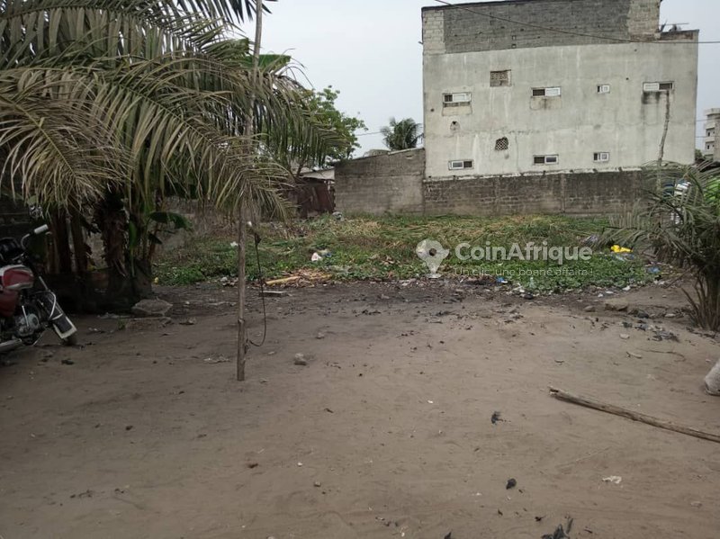 Terrain de 406 m²
