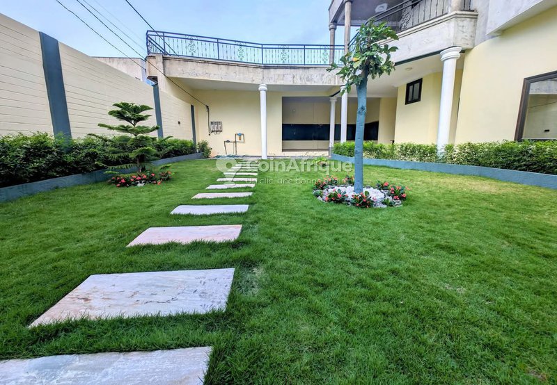 Location villa duplex 8 pièces