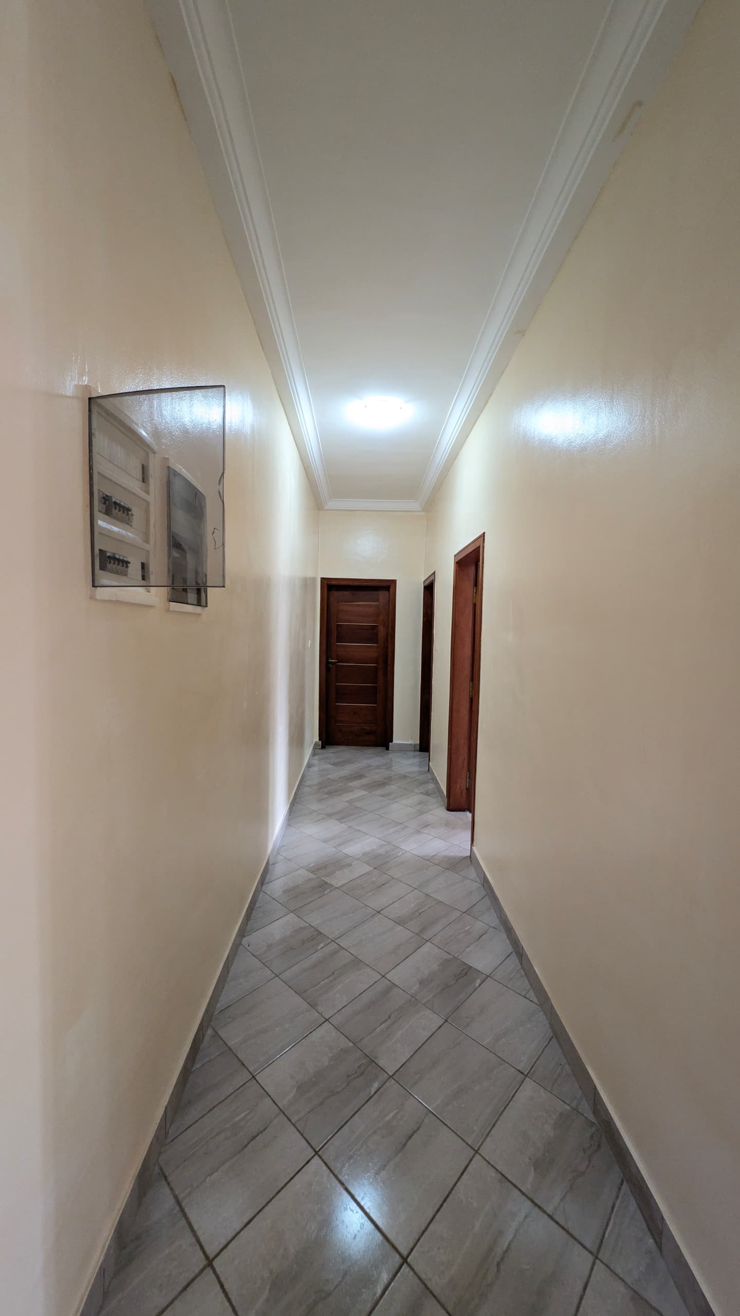 Villa R+2 à louer – 5 chambres + rooftop