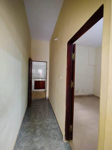 Chambre Salon Sanitaire Vaste Avec Véranda