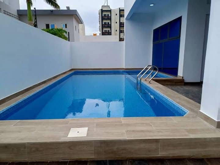 Villa moderne 4 chambres avec piscine à louer