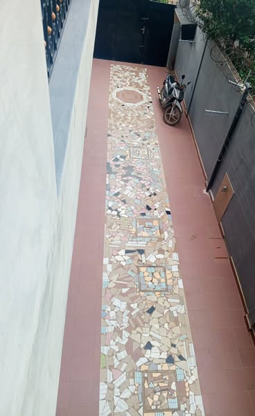 Appartement 1 Chambre Sanitaire au 1er Étage