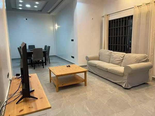 Appartement Meublé 3 Chambres Lumineux