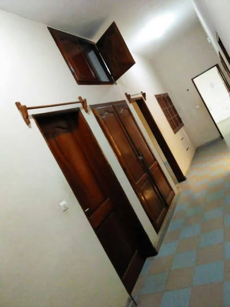 Villa Moderne 4 Chambres Salon À Louer
