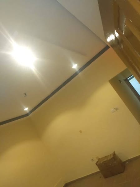 Chambre Salon Sanitaire