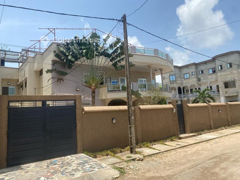 Vente villa 9 pièces