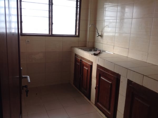 Appartement 2 Chambres Salon Sanitaire