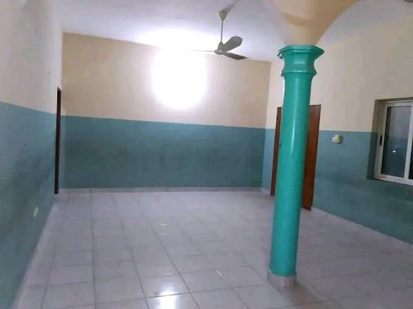 Appartement Meublé de 2 Chambres à Louer