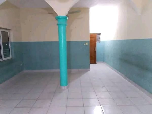 Appartement Meublé de 2 Chambres à Louer