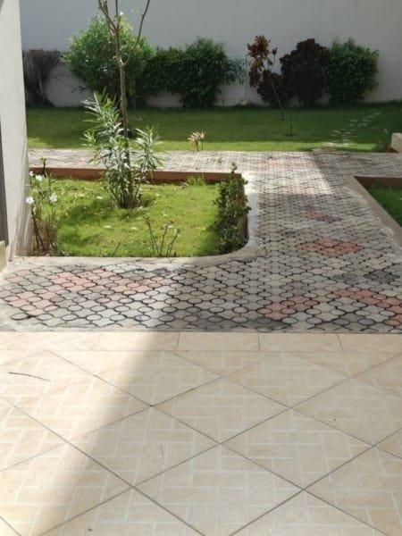 Villa Duplex de Luxe avec Piscine et Jardin à Louer