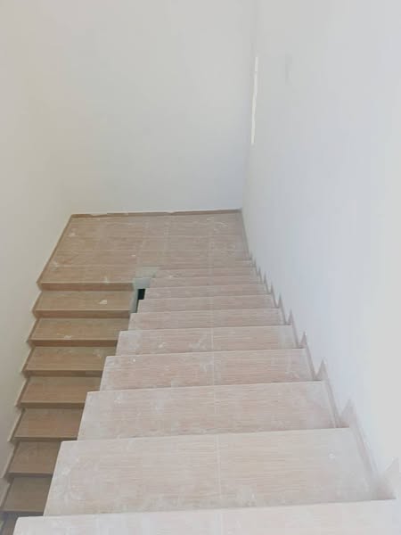 Appartement 4 Chambres Salon Moderne